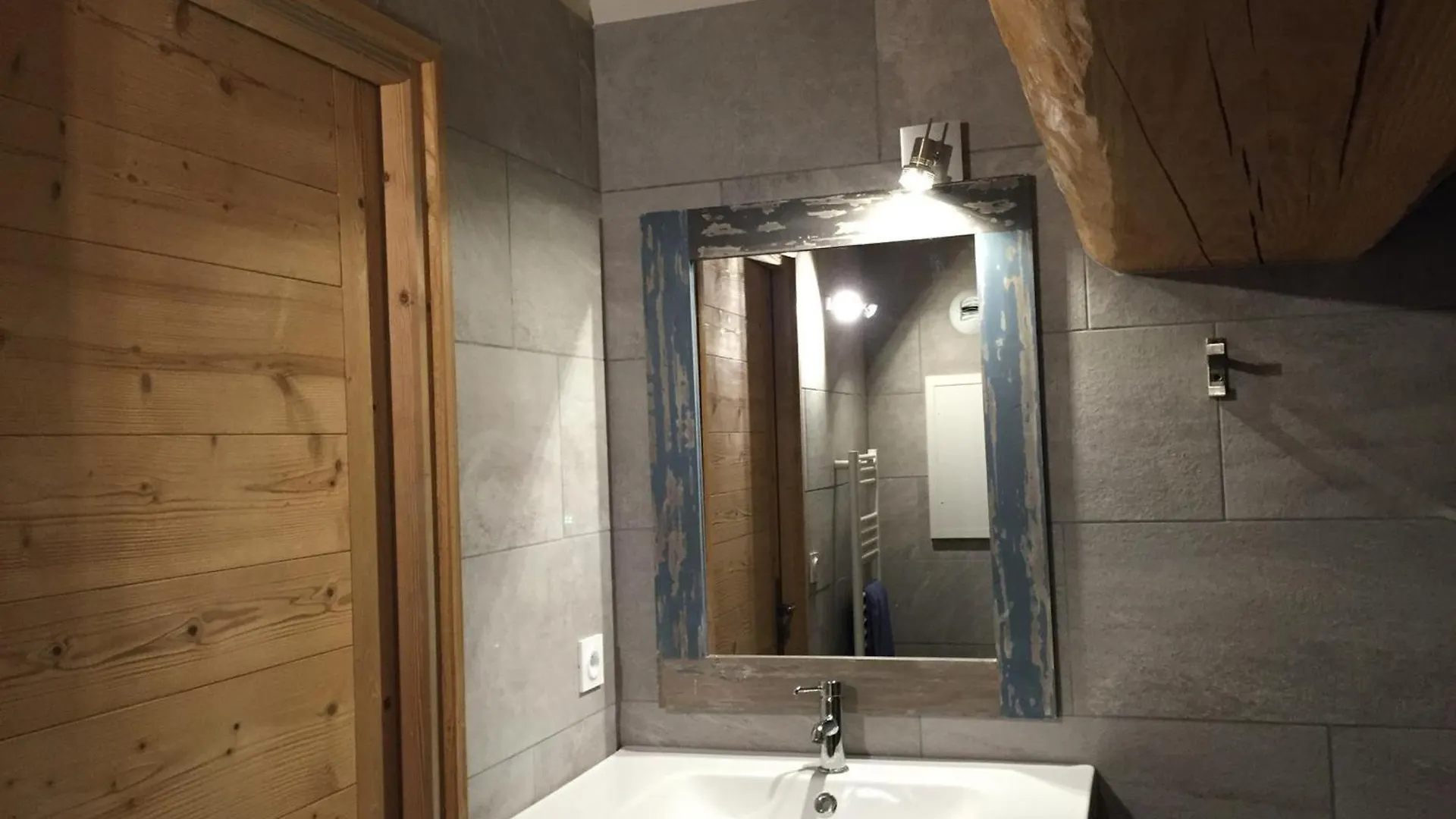 Apartment Duplex 4* Pour 10 Personnes, 5 Pieces, Expose Sud, Au Centre De Valloire, Proche Des Remontees Mecaniques - Fr-1-263-364